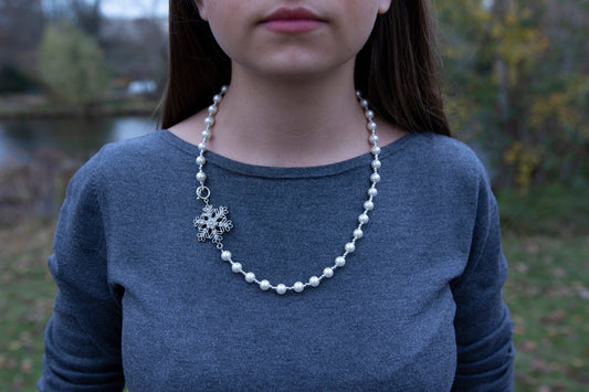 Handmade Snowflake Brooch White Pearl Necklace