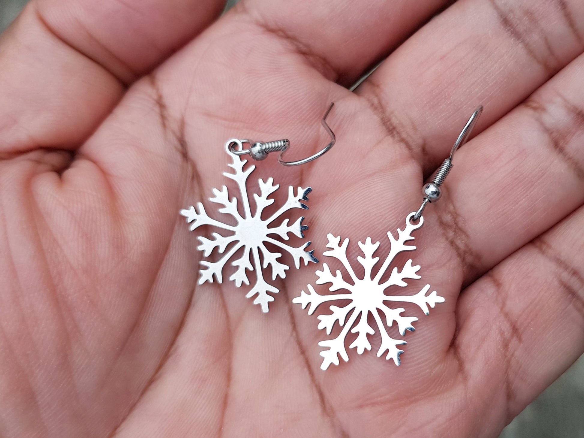 Christmas earrings. Pretty, detailed snowflake earrings.